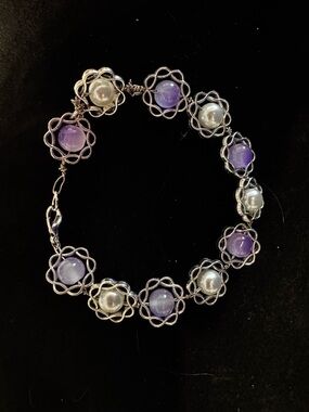 Silver-toned Bracelet with Purple and
White-Pearl Beads